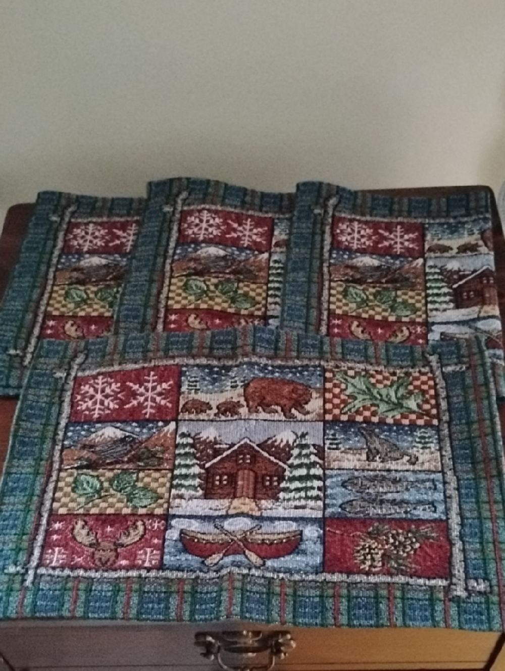 Rustic Cabin Winter Themed Set Of 4 Placemats
